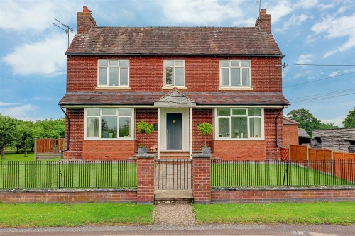 Arrange a viewing for Moseley Road, Hallow, Worcester
