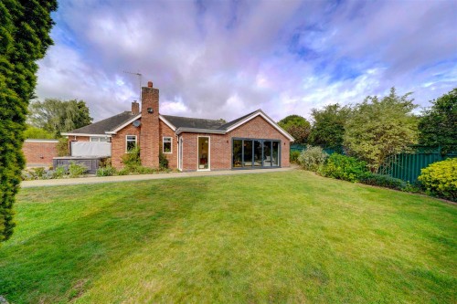 Arrange a viewing for Leigh, Worcester