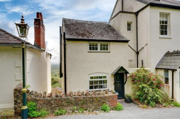 image of Martel Mount Cottage, Holywell Road