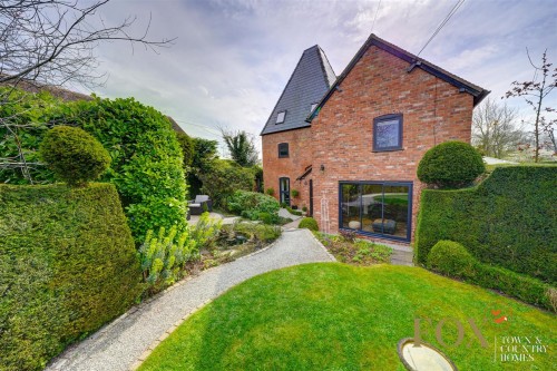 Arrange a viewing for Brockomin Lane, Leigh, Worcester